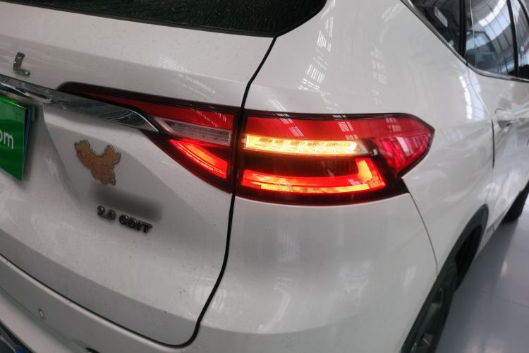 Used Haval F7 2019 1.5T Two-Wheel-Drive i-Type China VI Standard Exterior 3