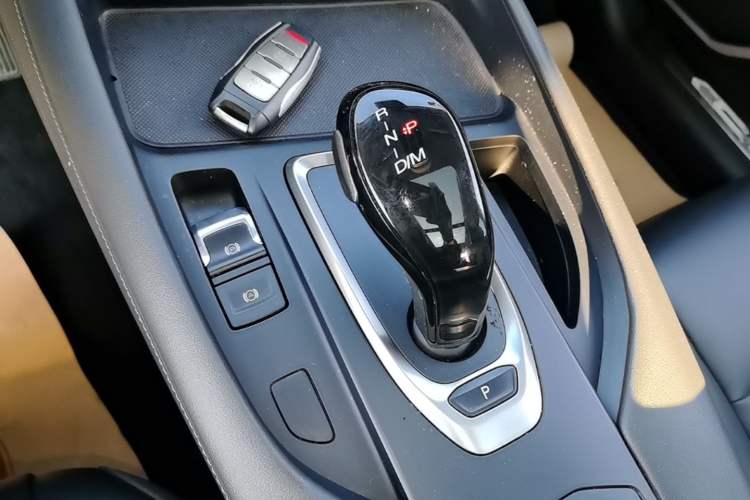 Used Haval F7 2019 1.5T Two-Wheel-Drive i-Type China VI Standard Gear Lever