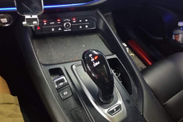 Used Haval F7 2019 1.5T Two-Wheel-Drive i-Type China VI Standard Gear Lever