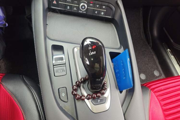 Used Haval F7 2019 1.5T Two-Wheel Drive i-Trend China V Emission Standard Gear Lever