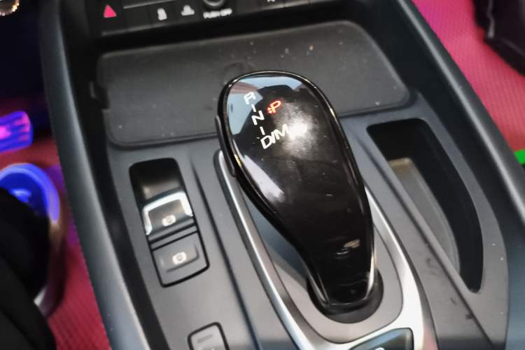 Used Haval F7 2019 1.5T Two-Wheel Drive i-Trend China V Emission Standard Gear Lever