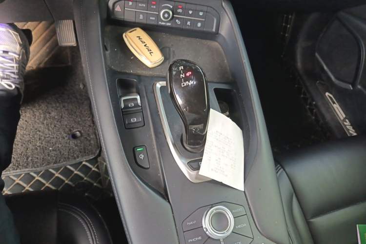 Used Haval F7 2019 2.0T Four-Wheel Drive iJoy China V Standard Gear Lever
