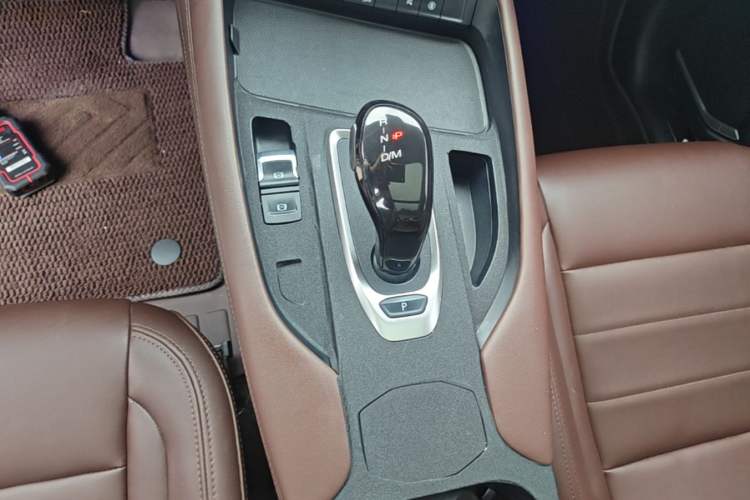 Used Haval F7 2019 1.5T Two-Wheel Drive i-Type China V Standard Gear Lever