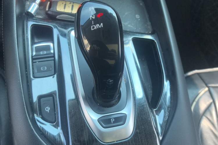 Used Haval F7 2019 1.5T Two-Wheel Drive i-Trend China V Emission Standard Gear Lever