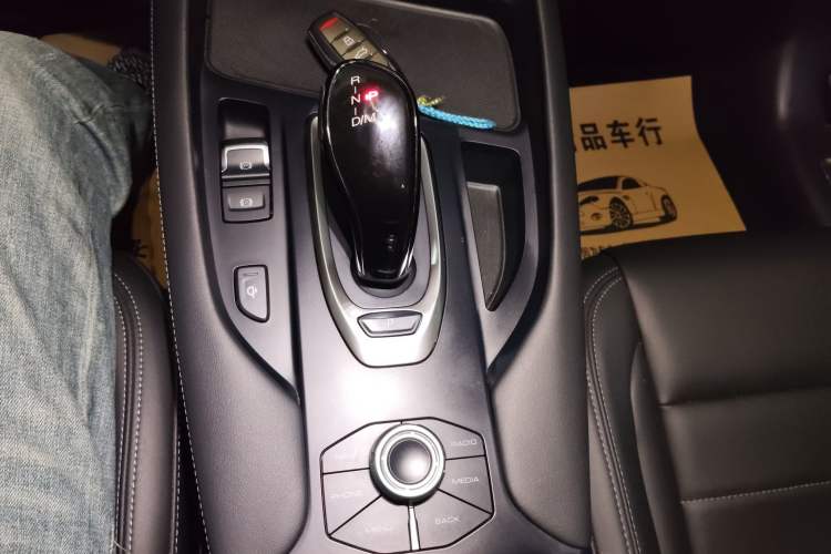 Used Haval F7 2019 1.5T Two-Wheel Drive i-Trend China VI Standard Gear Lever