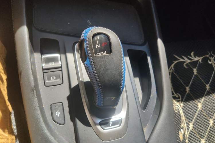Used Haval F7 2019 1.5T Two-Wheel Drive i-Trend China VI Standard Gear Lever