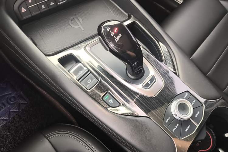 Used Haval F7 2019 1.5T Two-Wheel Drive i-Trend China V Emission Standard Gear Lever