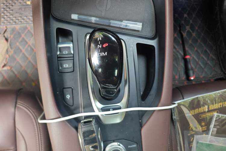Used Haval F7 2019 1.5T Two-Wheel Drive i-Trend China V Emission Standard Gear Lever