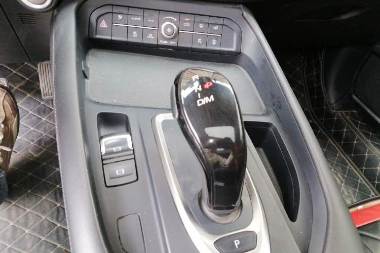 Used Haval F7 2019 1.5T Two-Wheel Drive i-Type China V Standard Gear Lever
