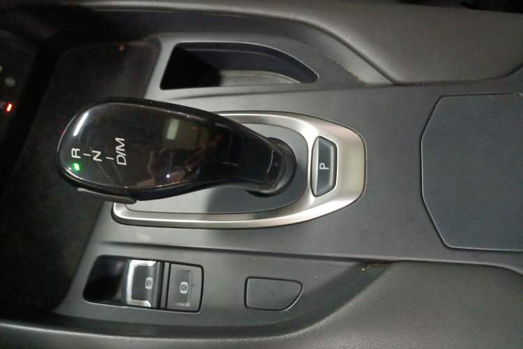 Used Haval F7 2019 1.5T Two-Wheel Drive i-Type China V Standard Gear Lever
