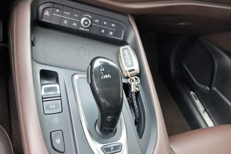 Used Haval F7 2019 1.5T Two-Wheel Drive i-Trend China V Emission Standard Gear Lever