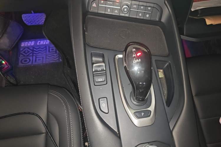 Used Haval F7 2019 1.5T Two-Wheel Drive i-Trend China V Emission Standard Gear Lever