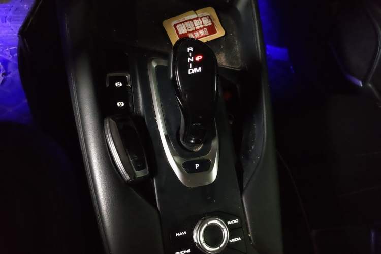 Used Haval F7 2019 1.5T Two-Wheel Drive i-Trend China V Emission Standard Gear Lever