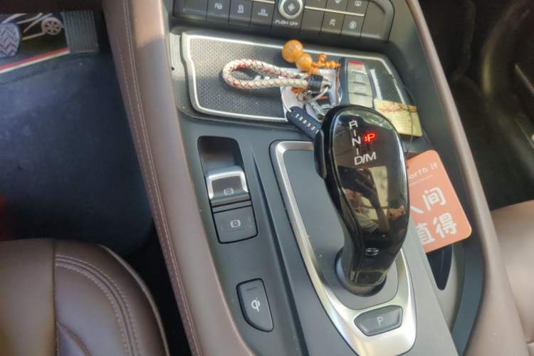Used Haval F7 2019 1.5T Two-Wheel Drive i-Trend China VI Standard Gear Lever