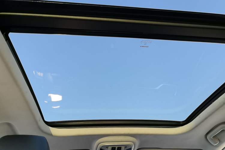 Used Haval F7 2019 1.5T Two-Wheel-Drive i-Type China VI Standard Headliner