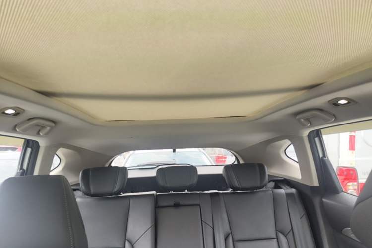 Used Haval F7 2019 2.0T Two-Wheel Drive i-Van China V standard Headliner
