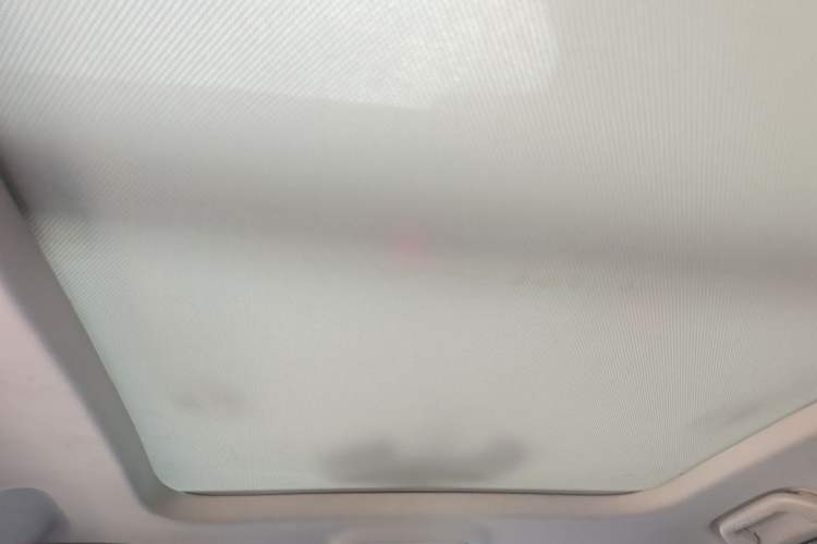 Used Haval F7 2019 2.0T Four-Wheel Drive iJoy China V Standard Headliner