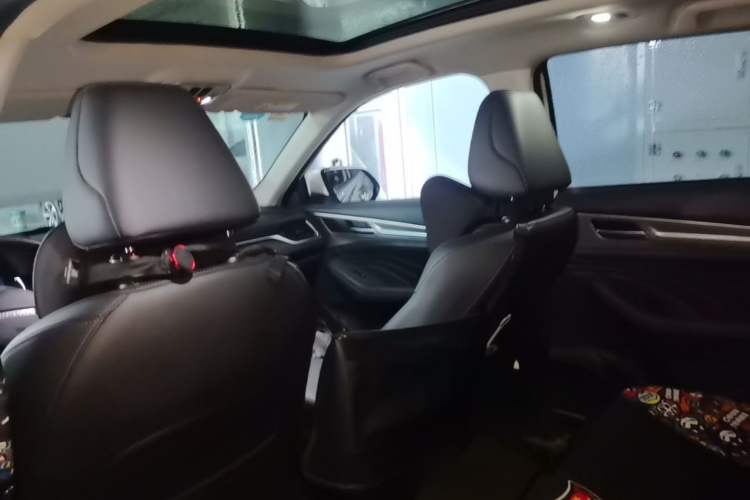 Used Haval F7 2019 1.5T Two-Wheel Drive i-Type China V Standard Headliner