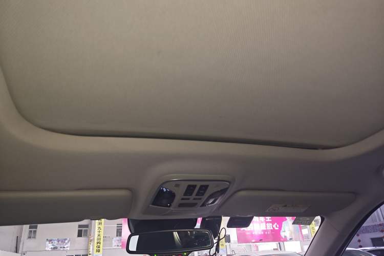 Used Haval F7 2019 1.5T Two-Wheel-Drive i-Type China VI Standard Headliner