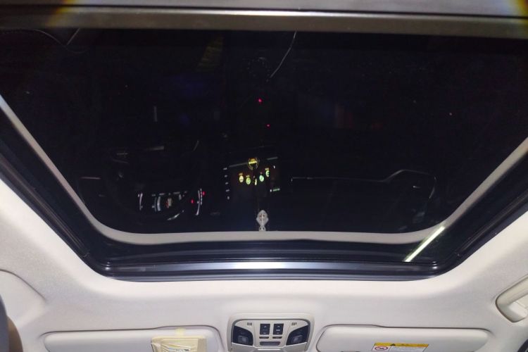 Used Haval F7 2019 1.5T Two-Wheel-Drive i-Type China VI Standard Headliner