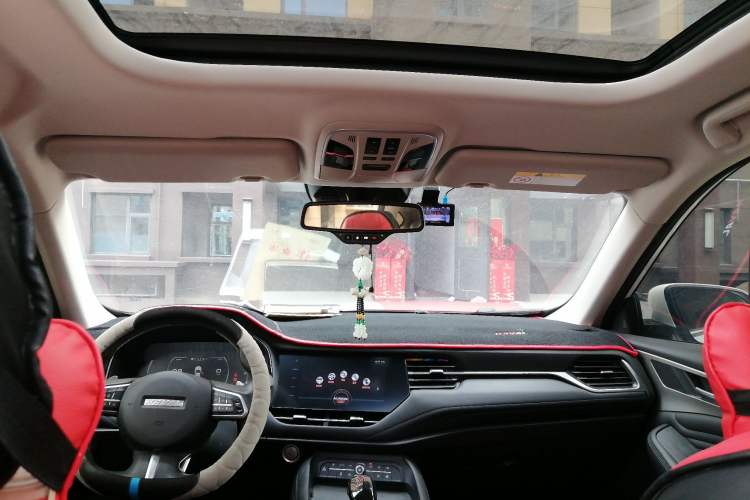 Used Haval F7 2019 1.5T Two-Wheel Drive i-Type China V Standard Headliner