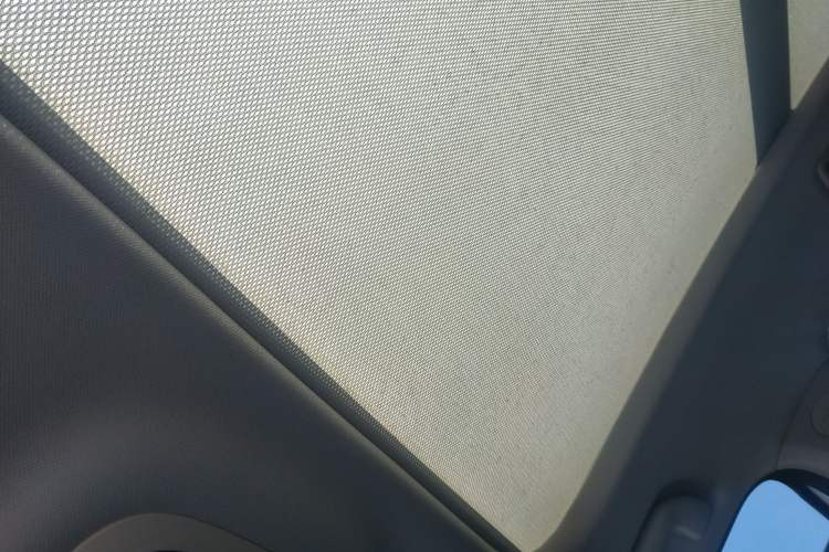 Used Haval F7 2019 1.5T Two-Wheel Drive i-Type China V Standard Headliner