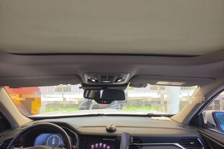 Used Haval F7 2019 2.0T Four-Wheel Drive iJoy China VI Standard Headliner