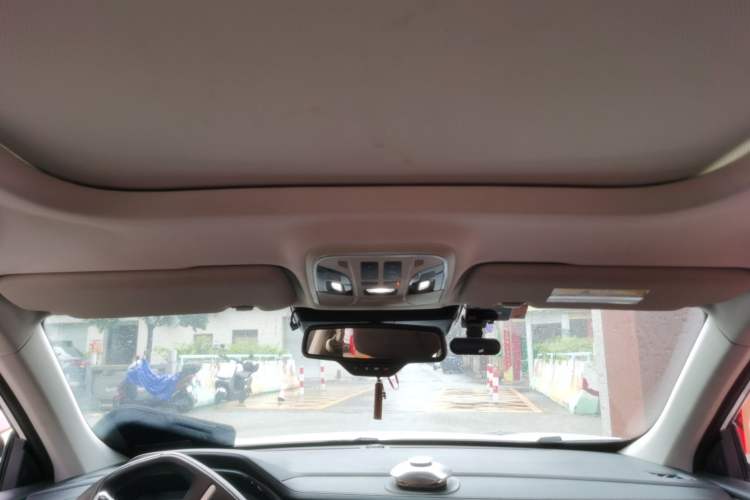 Used Haval F7 2019 2.0T Four-Wheel Drive iJoy China V Standard Headliner