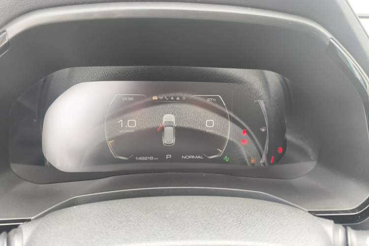 Used Haval F7 2019 2.0T Two-Wheel Drive i-Van China V standard Instrument Cluster