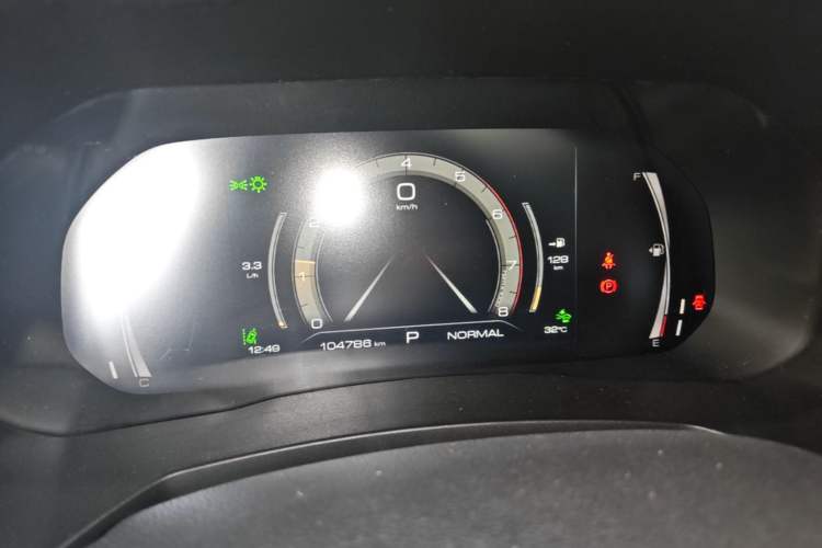 Used Haval F7 2019 2.0T Two-Wheel-Drive i-Van China VI Standard Instrument Cluster