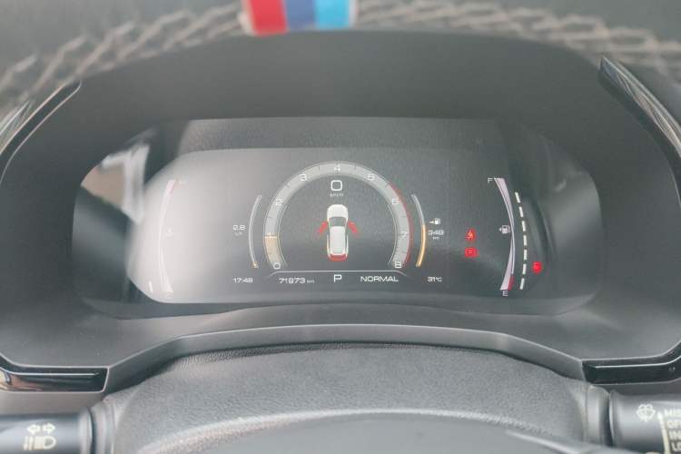 Used Haval F7 2019 2.0T Two-Wheel-Drive i-Van China VI Standard Instrument Cluster