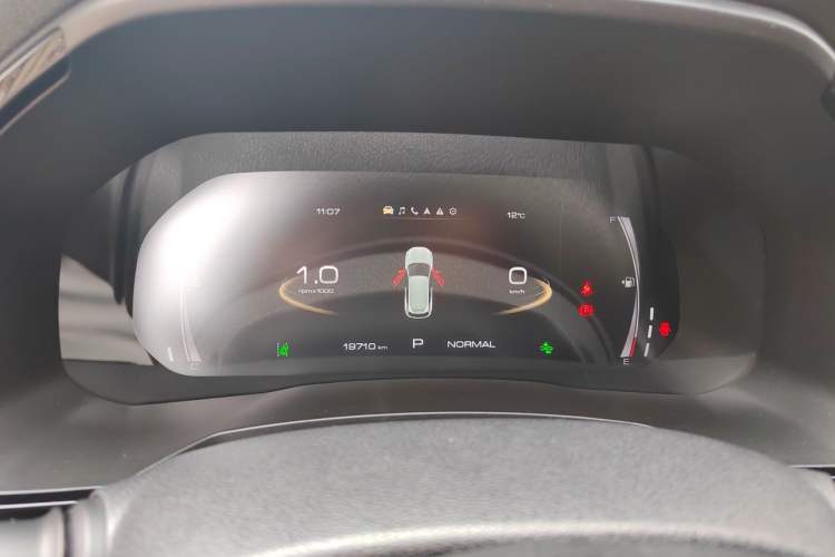 Used Haval F7 2019 2.0T Four-Wheel Drive iJoy China V Standard Instrument Cluster
