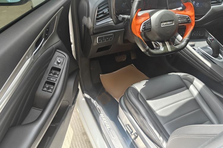 Used Haval F7 2019 2.0T Four-Wheel Drive iJoy China V Standard Interior 1