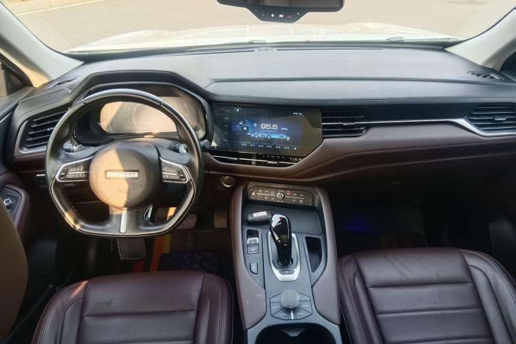 Used Haval F7 2019 1.5T Two-Wheel Drive i-Trend China VI Standard Interior 1
