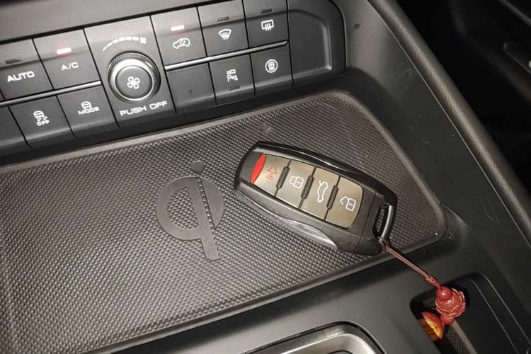 Used Haval F7 2019 1.5T Two-Wheel Drive i-Trend China VI Standard Interior 1