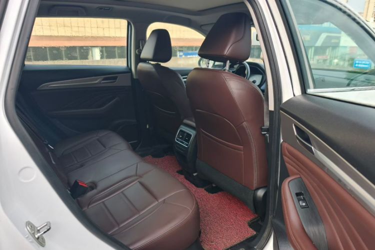 Used Haval F7 2019 1.5T Two-Wheel Drive i-Type China V Standard Interior 2
