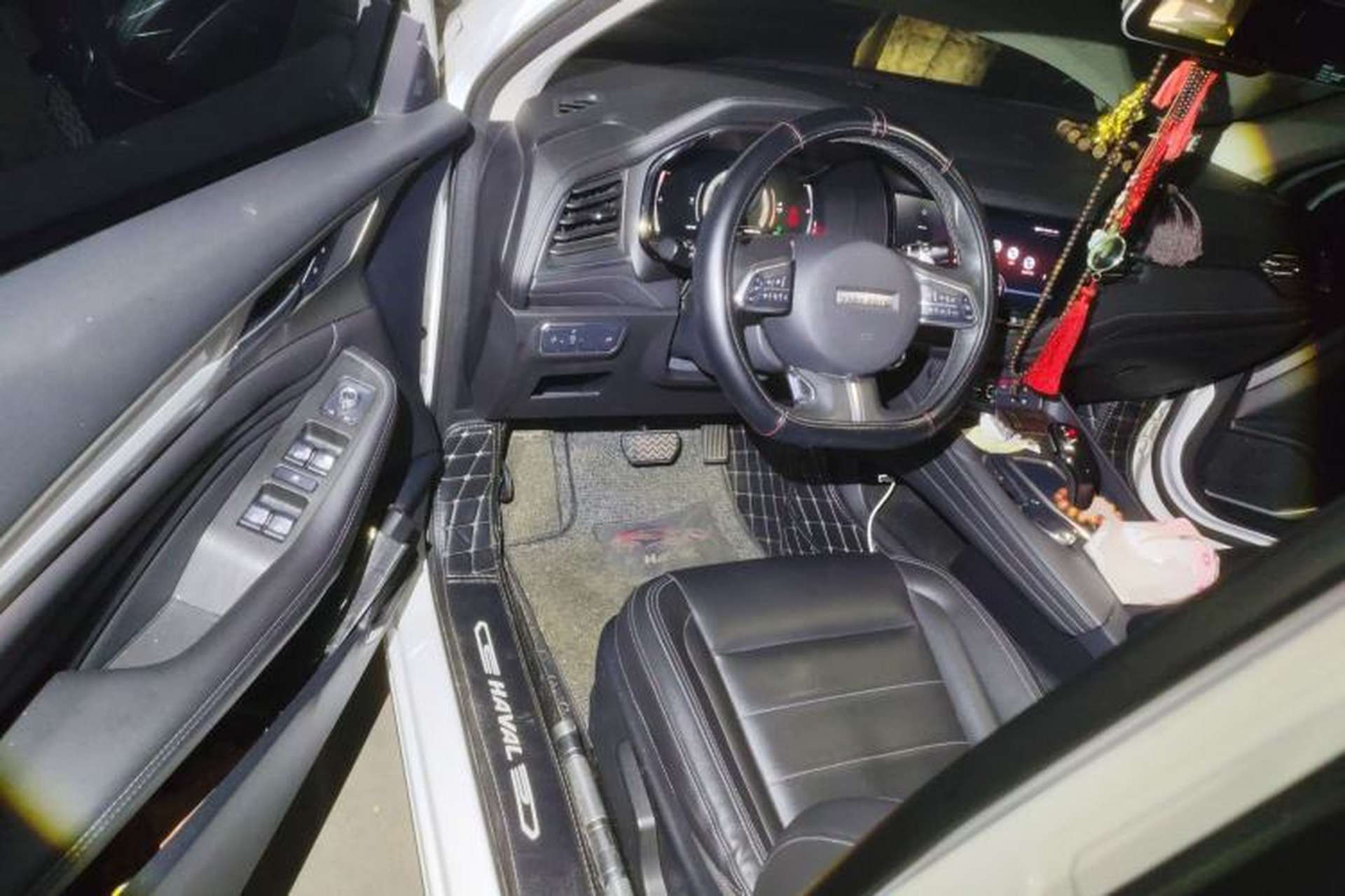 Used Haval F7 2019 1.5T Two-Wheel Drive i-Type China V Standard Interior 3