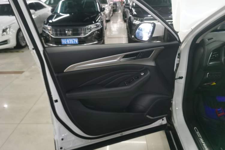 Used Haval F7 2019 2.0T Two-Wheel Drive i-Van China V standard Left Front Door Interior