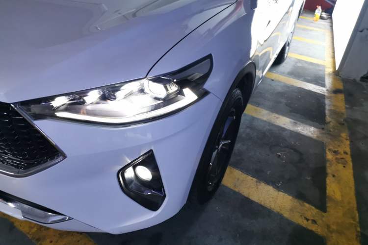 Used Haval F7 2019 1.5T Two-Wheel-Drive i-Type China VI Standard Left Front Headlight