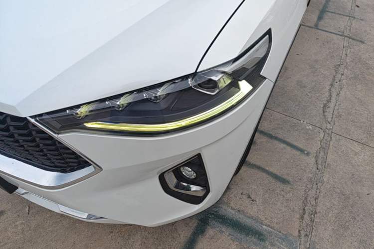 Used Haval F7 2019 1.5T Two-Wheel Drive i-Type China V Standard Left Front Headlight