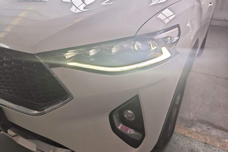 Used Haval F7 2019 1.5T Two-Wheel-Drive i-Type China VI Standard Left Front Headlight