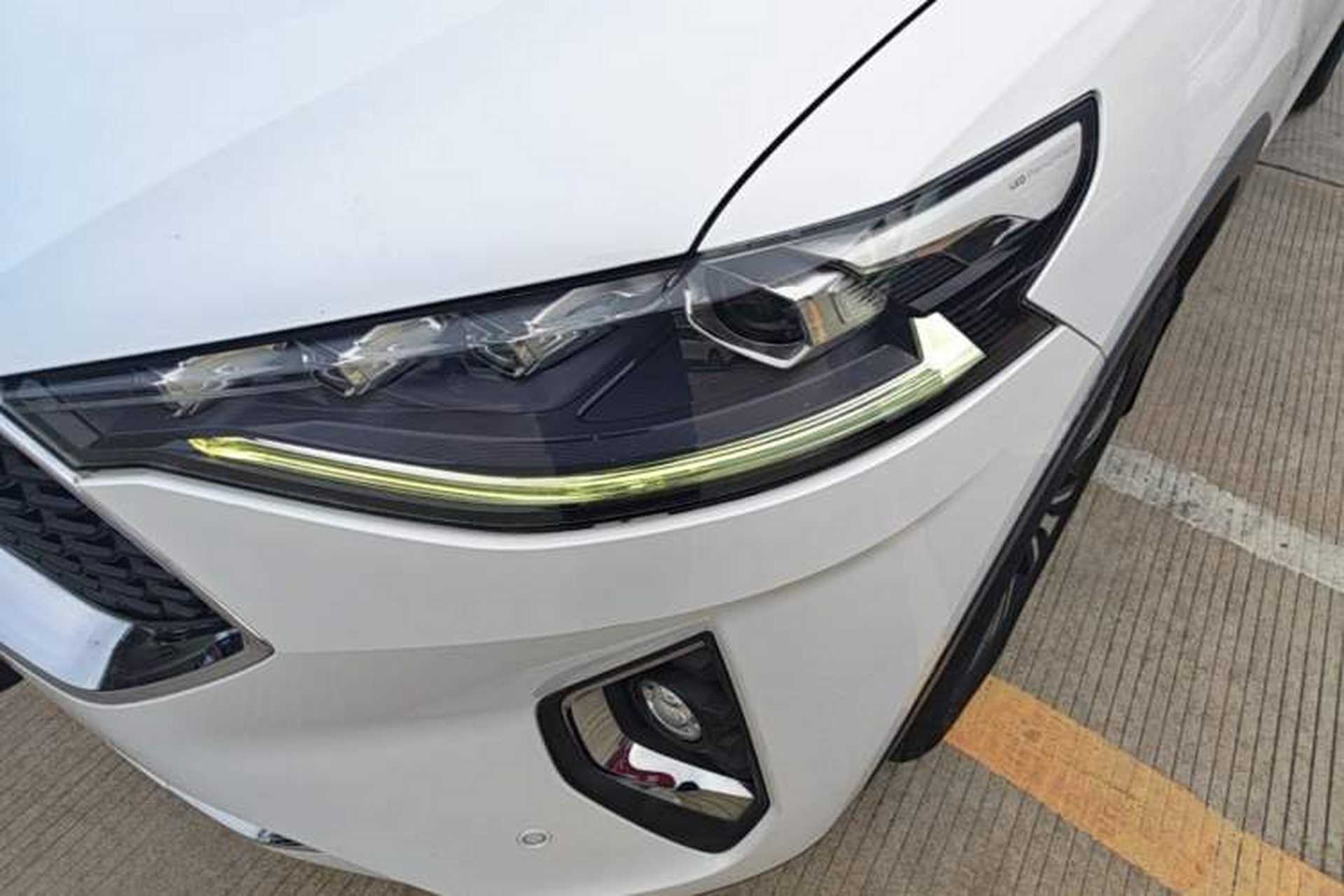 Used Haval F7 2019 2.0T Two-Wheel Drive i-Van China V standard Left Front Headlight