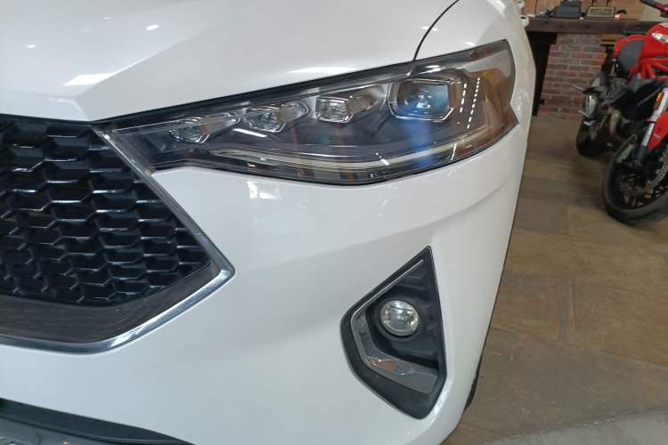 Used Haval F7 2019 1.5T Two-Wheel Drive i-Type China V Standard Left Front Headlight