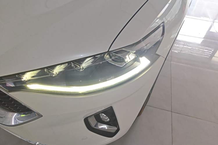 Used Haval F7 2019 1.5T Two-Wheel Drive i-Trend China V Emission Standard Left Front Headlight