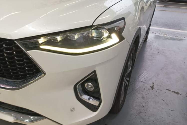 Used Haval F7 2019 2.0T Four-Wheel Drive iJoy China VI Standard Left Front Headlight