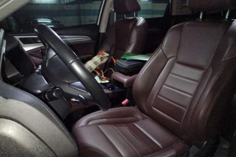 Used Haval F7 2019 1.5T Two-Wheel Drive i-Trend China V Emission Standard Left Front Seat