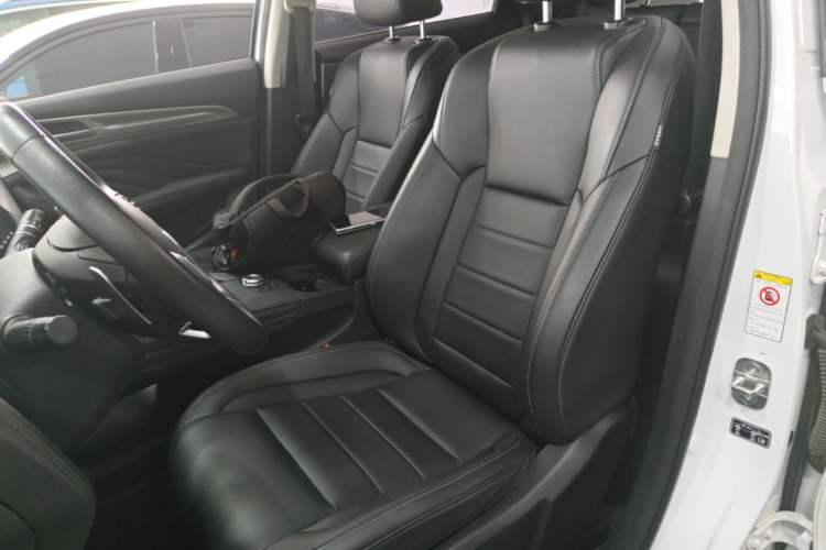 Used Haval F7 2019 2.0T Four-Wheel Drive iJoy China V Standard Left Front Seat