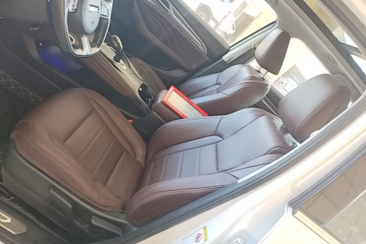 Used Haval F7 2019 1.5T Two-Wheel Drive i-Type China V Standard Left Front Seat