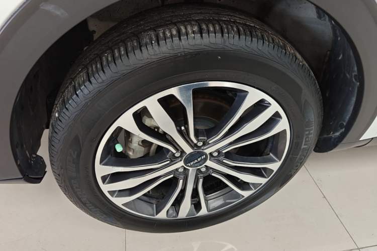 Used Haval F7 2019 2.0T Four-Wheel Drive iJoy China V Standard Left Front Wheel Hub