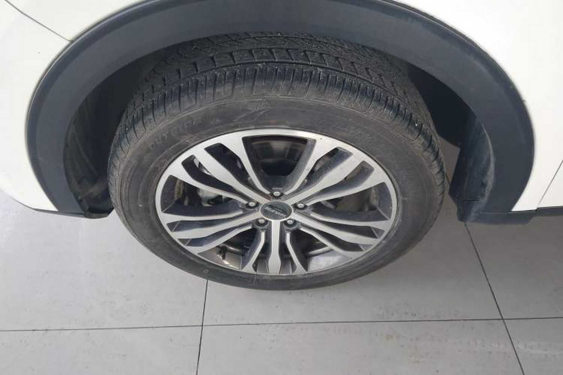 Used Haval F7 2019 2.0T Four-Wheel Drive iJoy China V Standard Left Front Wheel Hub